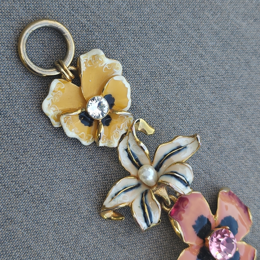 Vintage Kenneth Jay Lane KJL Signed Floral Link Bracelet - Pink & White Enamel - Picture 4 of 16